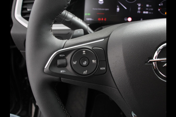 Opel Grandland 1.2 Turbo GS Automaat Navigatie Apple Carplay/Android Auto Camera Parkeersensoren Adaptive Cruise Control Dodehoekdetectie Stoel-en stuurverwarming Climate Control Lichtmetalen velgen