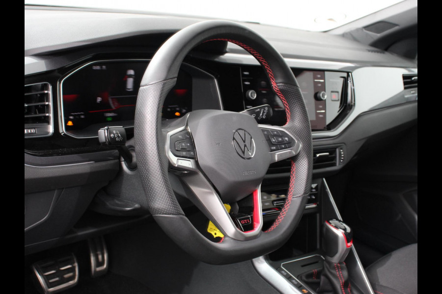 Volkswagen Polo 2.0 TSI GTI 207pk Automaat Digitale Cockpit Navigatie Apple Carplay/Android Auto Climate Control Extra getint Glas Stoelverwarming Dab Led Adaptive Cruise Control