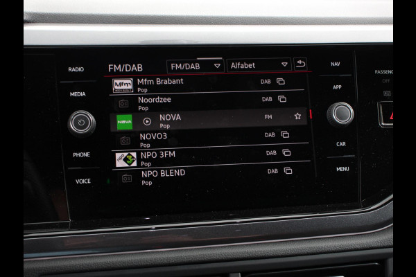 Volkswagen Polo 2.0 TSI GTI 207pk Automaat Digitale Cockpit Navigatie Apple Carplay/Android Auto Climate Control Extra getint Glas Stoelverwarming Dab Led Adaptive Cruise Control