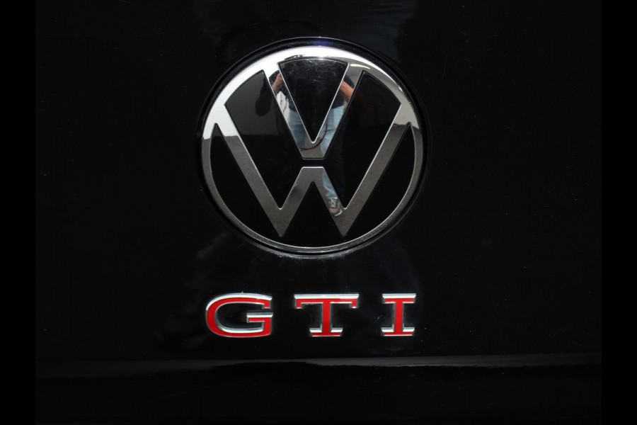 Volkswagen Polo 2.0 TSI GTI 207pk Automaat Digitale Cockpit Navigatie Apple Carplay/Android Auto Climate Control Extra getint Glas Stoelverwarming Dab Led Adaptive Cruise Control