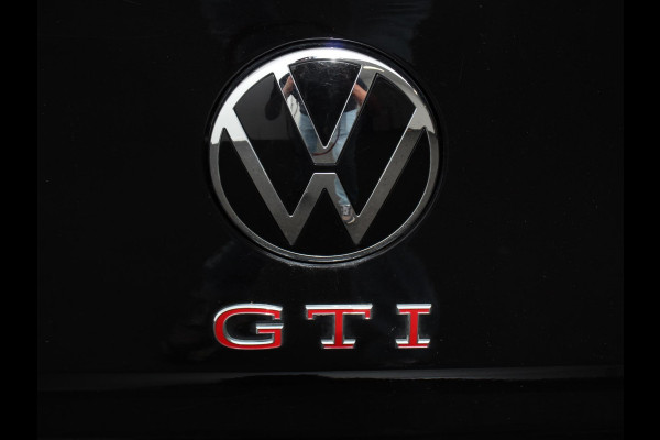 Volkswagen Polo 2.0 TSI GTI 207pk Automaat Digitale Cockpit Navigatie Apple Carplay/Android Auto Climate Control Extra getint Glas Stoelverwarming Dab Led Adaptive Cruise Control