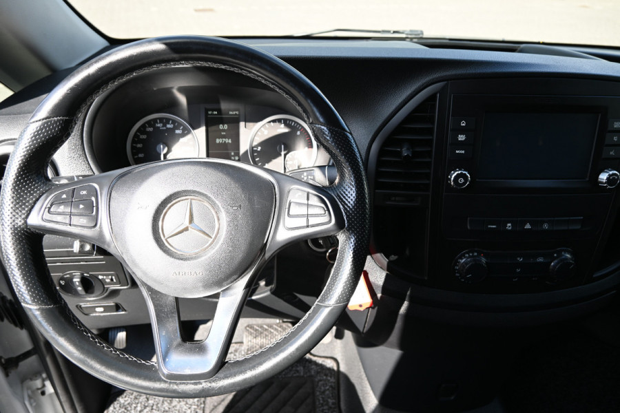 Mercedes-Benz Vito 114 CDI Extra Lang Audio 40 navigatie met camera, 2500kg Trekhaak, Etc.