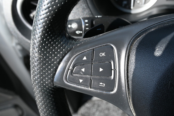 Mercedes-Benz Vito 114 CDI Extra Lang Audio 40 navigatie met camera, 2500kg Trekhaak, Etc.