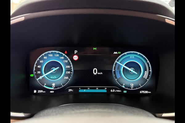 Hyundai Santa Fe 1.6 T-GDI PHEV Premium Sky 7p. | Full Option | Pano | HuD | ACC | Park Assist | 360 | Trekhaak | Dealer Onderhoud