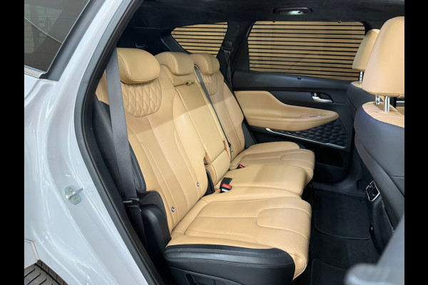 Hyundai Santa Fe 1.6 T-GDI PHEV Premium Sky 7p. | Full Option | Pano | HuD | ACC | Park Assist | 360 | Trekhaak | Dealer Onderhoud