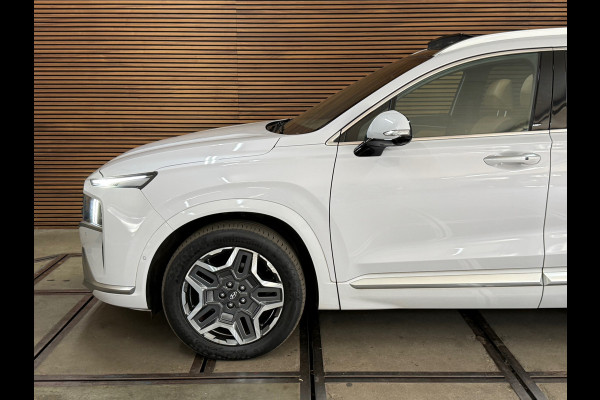 Hyundai Santa Fe 1.6 T-GDI PHEV Premium Sky 7p. | Full Option | Pano | HuD | ACC | Park Assist | 360 | Trekhaak | Dealer Onderhoud