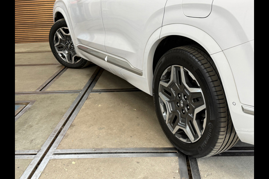 Hyundai Santa Fe 1.6 T-GDI PHEV Premium Sky 7p. | Full Option | Pano | HuD | ACC | Park Assist | 360 | Trekhaak | Dealer Onderhoud