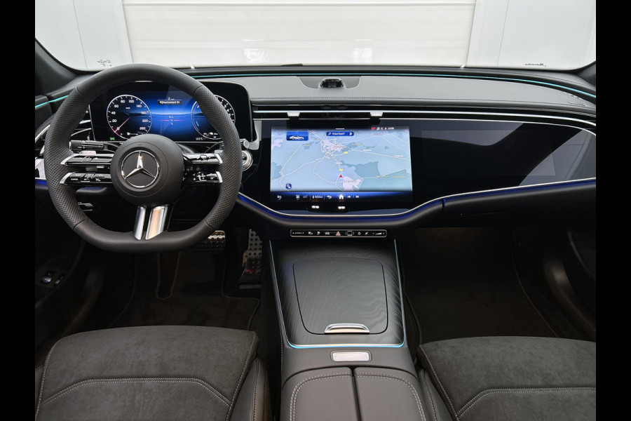 Mercedes-Benz E-Klasse 300 e Sport Edition | Premium pakket | Rijassistentie pakket Plus | Winter pakket | Nightpakket | Trekhaak | 20 inch AMG velgen | Panoramaschuifdak | 360°-camera | Burmester® 4D sound system |