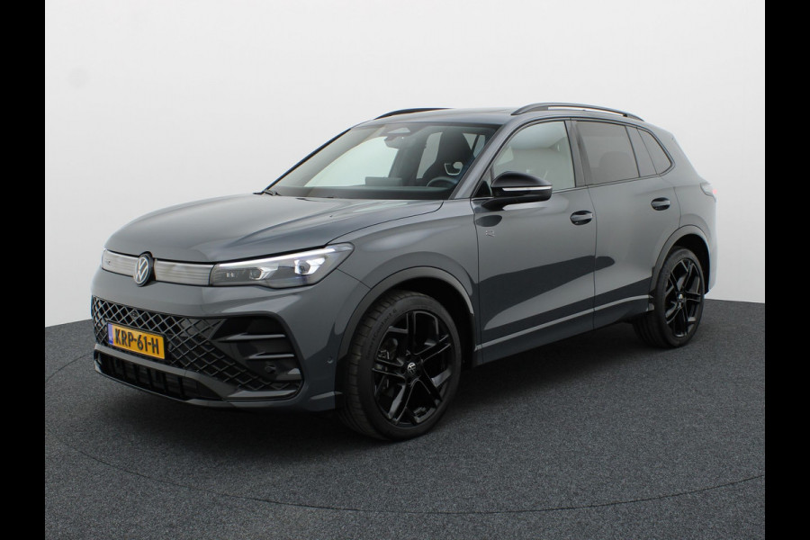 Volkswagen Tiguan 1.5 eTSI R-Line Edition | Panodak | Trekhaak wegkl. | Harman/Kardon | 360 Camera | Side Assist | Keyless | Prijs Rijklaar!!
