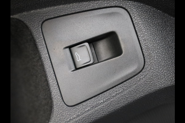 Volkswagen Tiguan 1.5 TSI R-Line Business+ | Panodak | Elk. A-klep | Side Assist | Camera | Black Style | Prijs Rijklaar!!