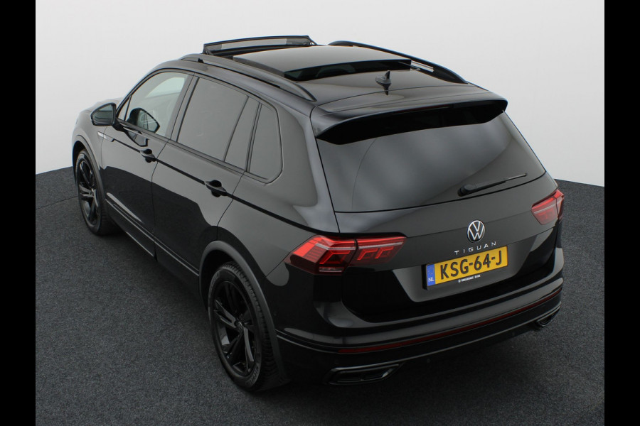 Volkswagen Tiguan 1.5 TSI R-Line Business+ | Panodak | Elk. A-klep | Side Assist | Camera | Black Style | Prijs Rijklaar!!