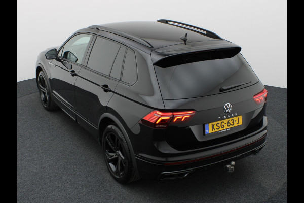 Volkswagen Tiguan 1.5 TSI R-Line Business | Black Style | Head Up | Keyless | IQ Light | Trekhaak wegkl. | Camera | Prijs Rijklaar!!