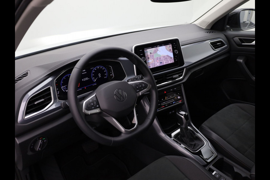 Volkswagen T-Roc 1.5 TSI Style | IQ Light | Camera | Stoelverw. | Prijs Rijklaar!!