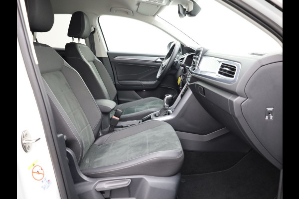 Volkswagen T-Roc 1.5 TSI Style | IQ Light | Camera | Stoelverw. | Prijs Rijklaar!!