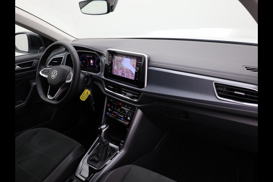 Volkswagen T-Roc 1.5 TSI Style | IQ Light | Camera | Stoelverw. | Prijs Rijklaar!!