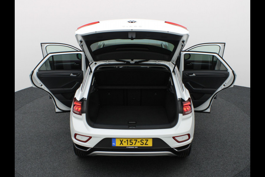 Volkswagen T-Roc 1.5 TSI Style | IQ Light | Camera | Stoelverw. | Prijs Rijklaar!!