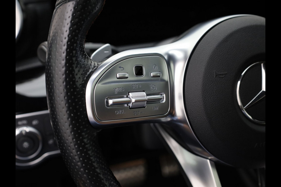 Mercedes-Benz A-Klasse 180 AMG Line | Panodak | Camera | Sfeer | Keyless | Prijs Rijklaar!!