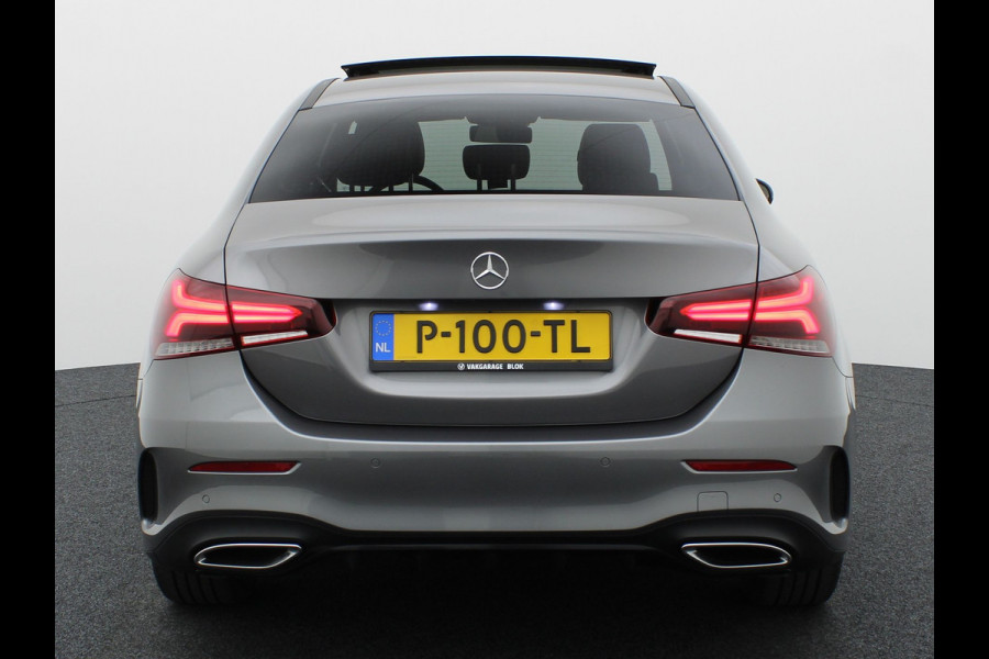 Mercedes-Benz A-Klasse 180 AMG Line | Panodak | Camera | Sfeer | Keyless | Prijs Rijklaar!!