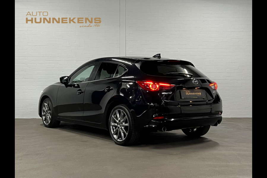 Mazda 3 2.0 SkyActiv-G 120 SkyLease GT Stuur-/stoelverwarming | Cruise Control | Achteruitrij camera | Head-up | Dode hoek assistent | 18'' lichtmetalen wielen