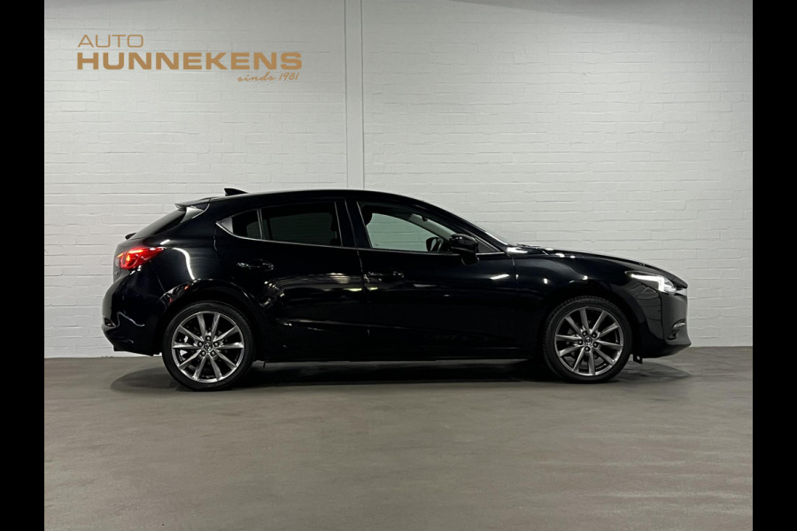 Mazda 3 2.0 SkyActiv-G 120 SkyLease GT Stuur-/stoelverwarming | Cruise Control | Achteruitrij camera | Head-up | Dode hoek assistent | 18'' lichtmetalen wielen