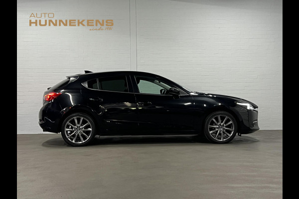Mazda 3 2.0 SkyActiv-G 120 SkyLease GT Stuur-/stoelverwarming | Cruise Control | Achteruitrij camera | Head-up | Dode hoek assistent | 18'' lichtmetalen wielen