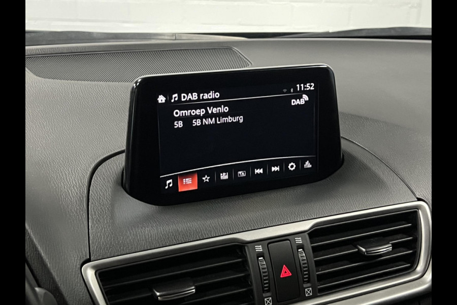 Mazda 3 2.0 SkyActiv-G 120 SkyLease GT Stuur-/stoelverwarming | Cruise Control | Achteruitrij camera | Head-up | Dode hoek assistent | 18'' lichtmetalen wielen