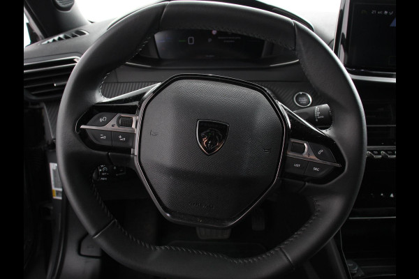 Peugeot e-2008 EV Allure 50 kWh Navigatie Apple Carplay/Android Auto Climate Control Led Parkeer sensoren Cruise Control Stoelverwarming