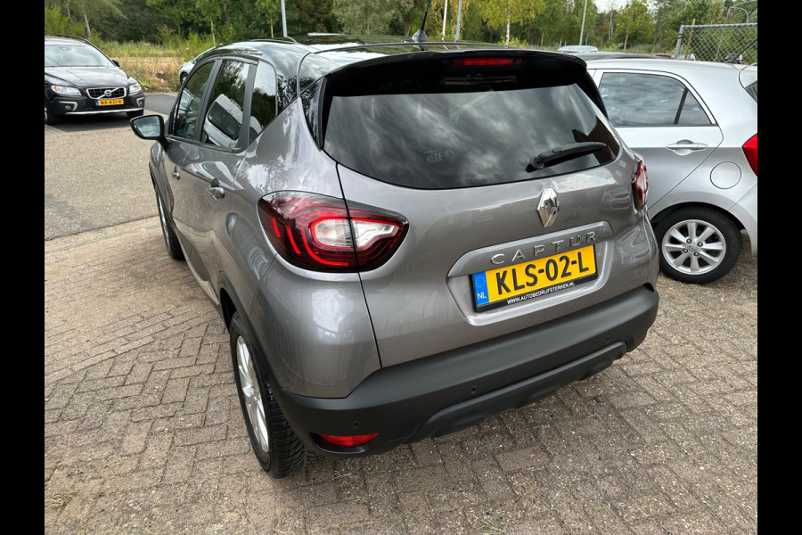 Renault Captur 0.9 TCe Limited * PDC * NAVI * CRUISE *