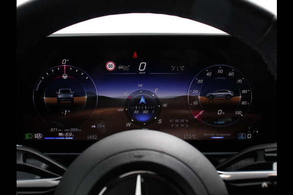 Mercedes-Benz EQE 350 AMG Line Edition Advanced Plus 292 PK 4matic Climate control Adaptieve cruise control Parkeersensoren Achteruitrijcamera Sfeerverlichting Stoelverwarming Keyless LED Navigatie
