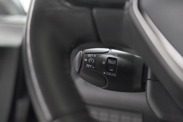 Peugeot Partner 1.5 BlueHDi 130 EAT8 S&S L1 | Houten laadvloer | Trekhaak | Camera | Parkeersensoren | Apple Carplay