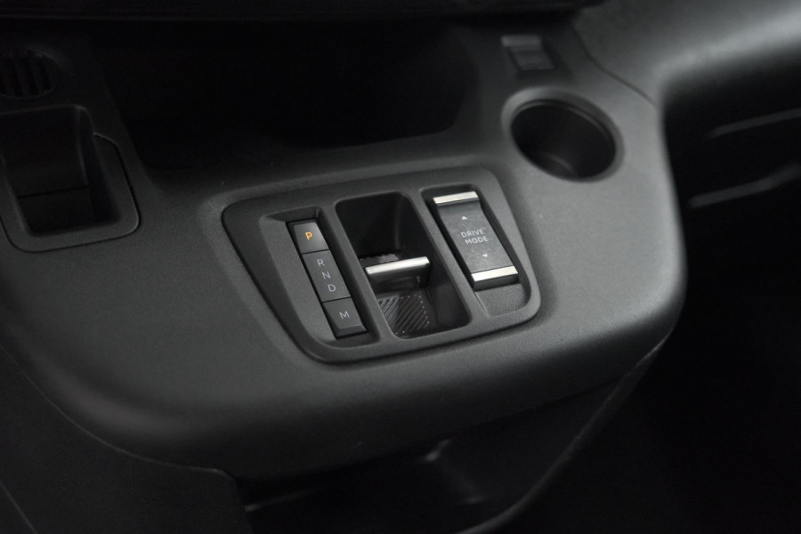 Peugeot Partner 1.5 BlueHDi 130 EAT8 S&S L1 | Houten laadvloer | Trekhaak | Camera | Parkeersensoren | Apple Carplay