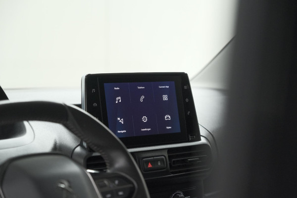 Peugeot Partner 1.5 BlueHDi 130 EAT8 S&S L1 | Houten laadvloer | Trekhaak | Camera | Parkeersensoren | Apple Carplay