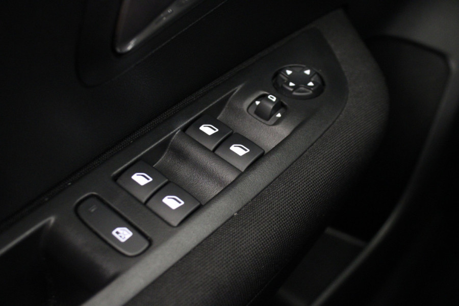 Peugeot 208 1.2 PureTech 75 Active |Carplay|