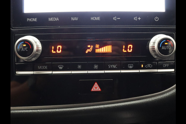 Mitsubishi Outlander 225pk PHEV Intense Apple Carplay/Android Auto | Climate