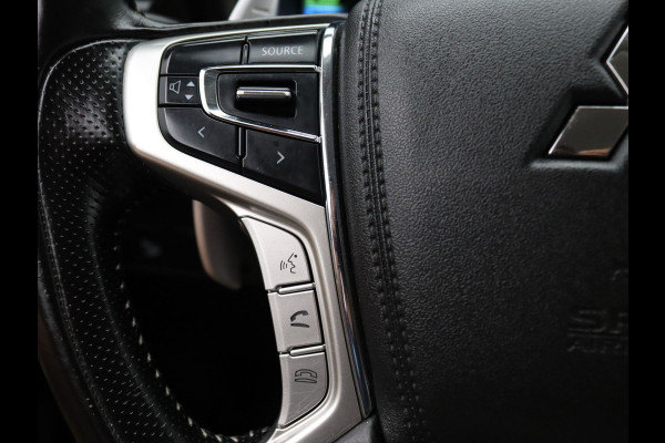 Mitsubishi Outlander 225pk PHEV Intense Apple Carplay/Android Auto | Climate