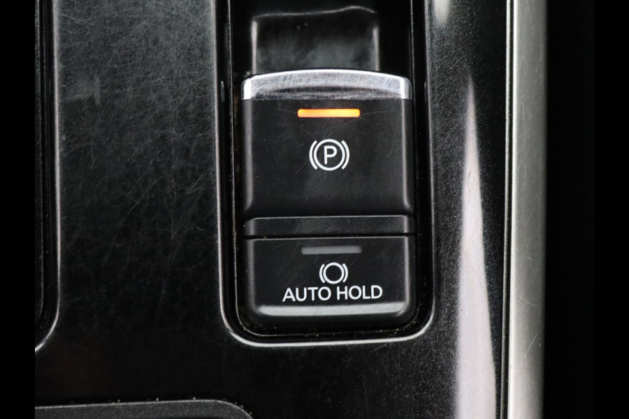 Mitsubishi Outlander 225pk PHEV Intense Apple Carplay/Android Auto | Climate