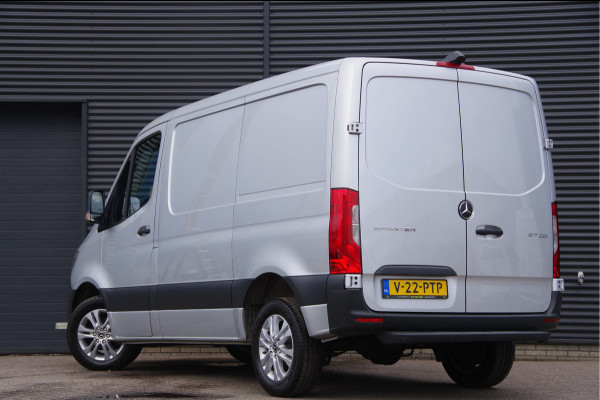 Mercedes-Benz Sprinter 317 1.9 CDI L1H1 RWD AUT. LED, ADAPT. CRUISE, MBUX 10'', GEV. STOEL, CAMERA, NAVI, CLIMA, VOORRUITVERWARMING