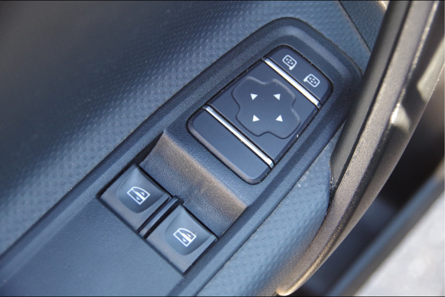 Mercedes-Benz Citan 110 CDI L1 2X SCHUIFDEUR, LED, CAMERA, CLIMA, CRUISE, LEDER STUUR, PARKEERSENSOREN, DUBBELE SCHUIFDEUR, 2 SCHUIFDEUREN