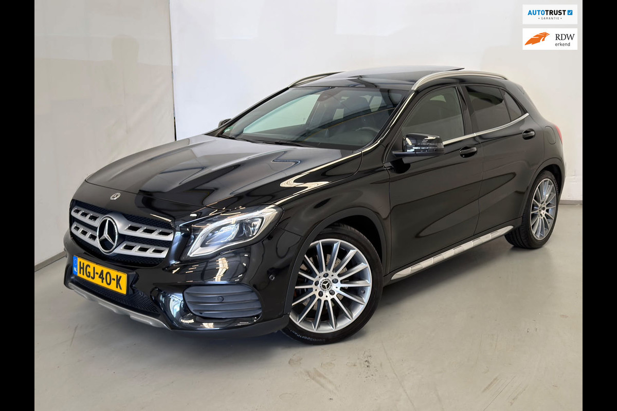 Mercedes-Benz GLA 250 4Matic / AMG / Pano / 19 inch