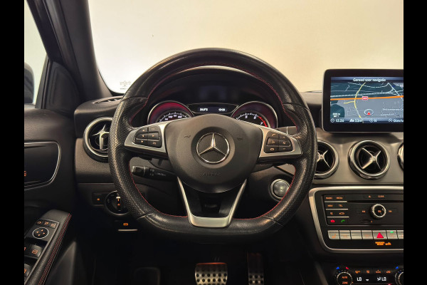 Mercedes-Benz GLA 250 4Matic / AMG / Pano / 19 inch