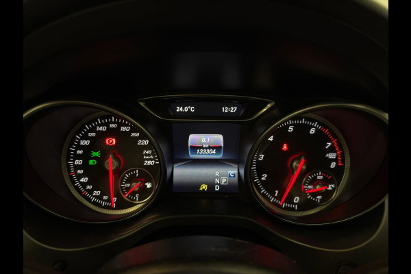 Mercedes-Benz GLA 250 4Matic / AMG / Pano / 19 inch