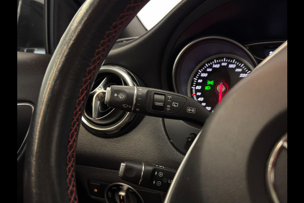 Mercedes-Benz GLA 250 4Matic / AMG / Pano / 19 inch