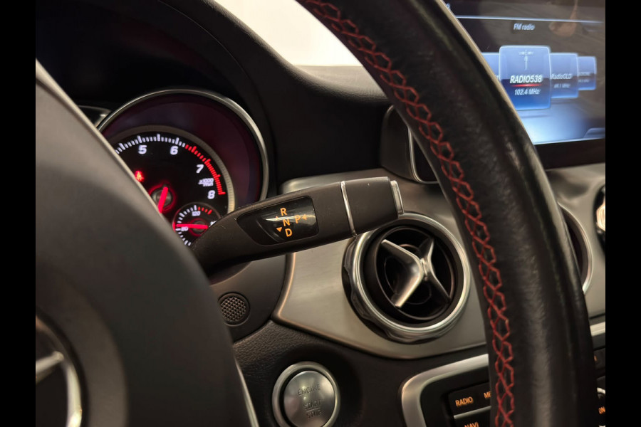 Mercedes-Benz GLA 250 4Matic / AMG / Pano / 19 inch