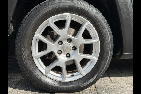Jeep Renegade 1.0T 88 kW T-GDI CAT Limited - Navigatie I Airco I Sport velgen I Xenon I PDC I Veiligheid pakket