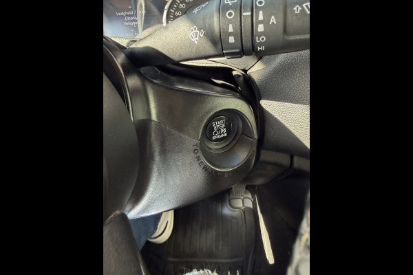 Jeep Renegade 1.0T 88 kW T-GDI CAT Limited - Navigatie I Airco I Sport velgen I Xenon I PDC I Veiligheid pakket