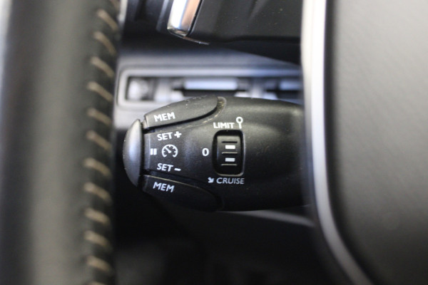 Peugeot 5008 1.2 PureTech Active Avantage |Navi|Carplay|