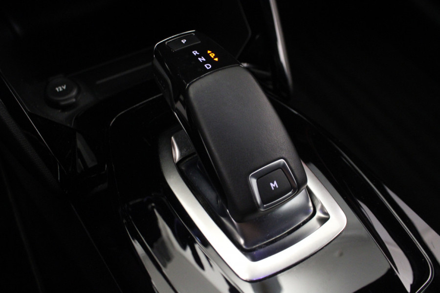 Peugeot 208 1.2 PureTech GT-Line |Pano|Navi|Camera|