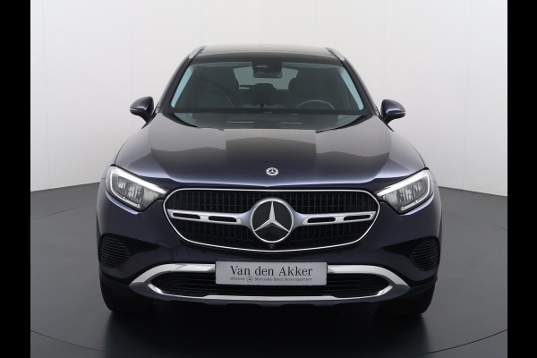 Mercedes-Benz GLC 300e 4Matic // Trekhaak // Panoramadak // 360 Camera // Distronic // GRATIS Winterbandenset // Carplay