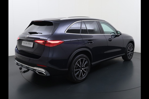 Mercedes-Benz GLC 300e 4Matic // Trekhaak // Panoramadak // 360 Camera // Distronic // GRATIS Winterbandenset // Carplay