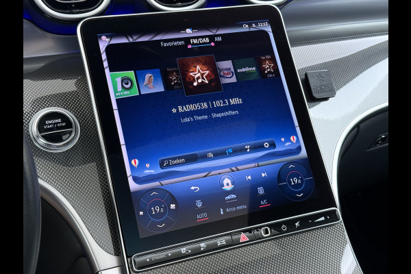 Mercedes-Benz GLC 300e 4Matic // Trekhaak // Panoramadak // 360 Camera // Distronic // GRATIS Winterbandenset // Carplay